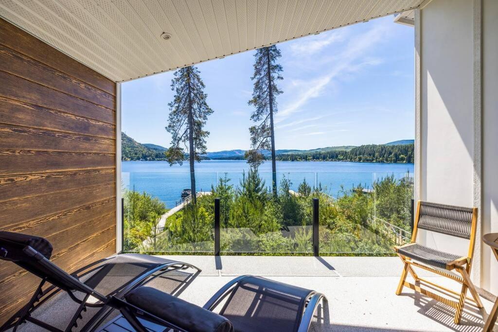 Kelly'S Sunset Lake Retreat Shawnigan Lake Eksteriør billede